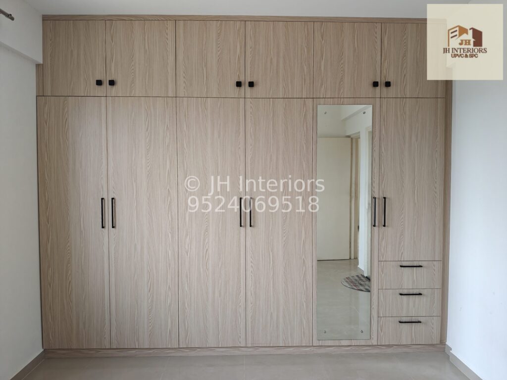 wardrobe 02