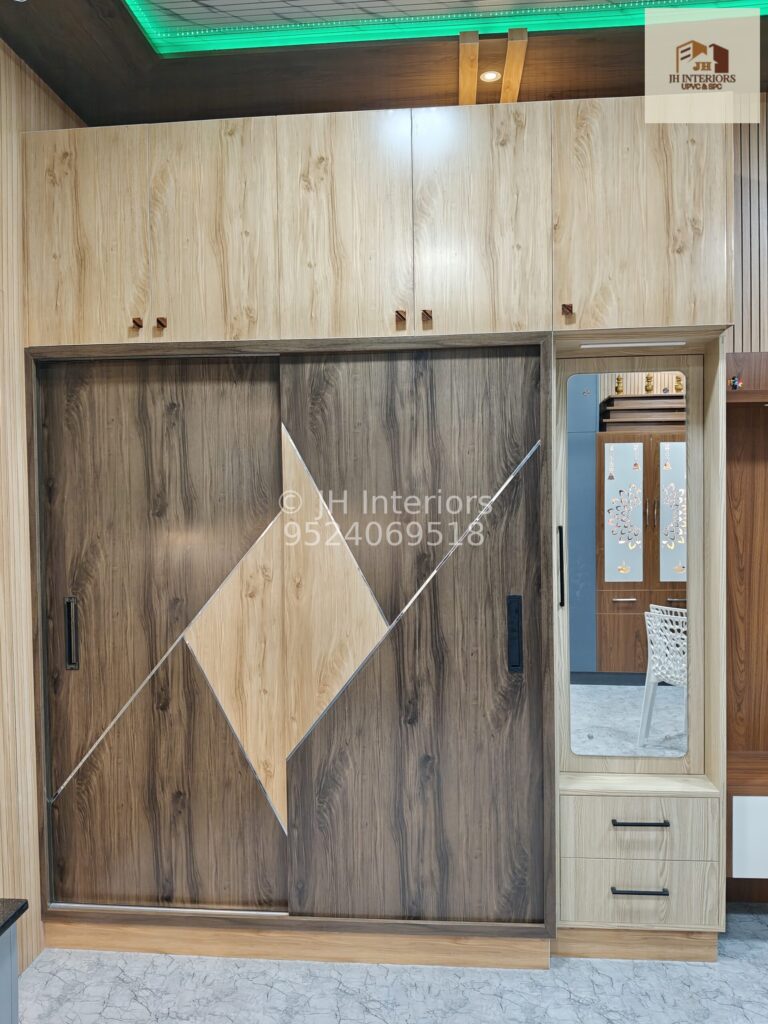 wardrobe 07